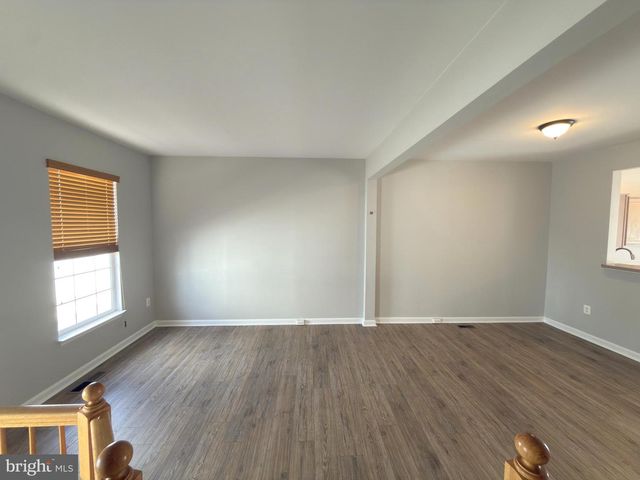 21843 RYAN PARK TER, Ashburn, VA 20147