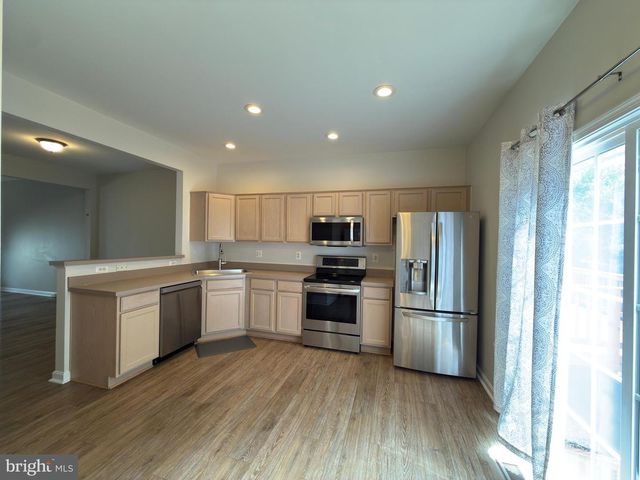 21843 RYAN PARK TER, Ashburn, VA 20147