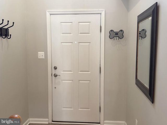 21843 RYAN PARK TER, Ashburn, VA 20147