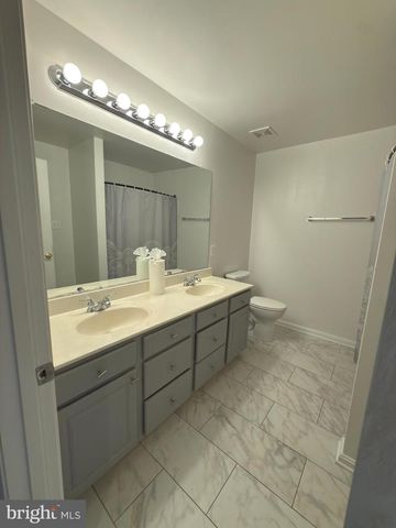 21843 RYAN PARK TER, Ashburn, VA 20147
