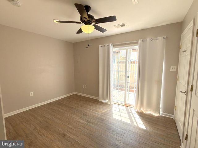21843 RYAN PARK TER, Ashburn, VA 20147