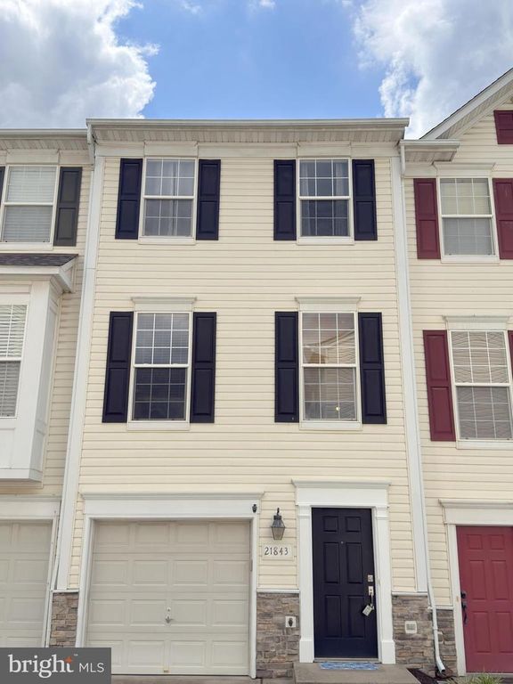 21843 RYAN PARK TER, Ashburn, VA 20147