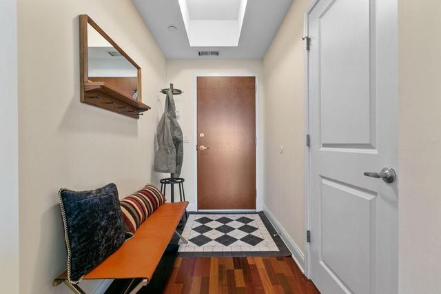 100 3rd Avenue S 1703, Minneapolis, MN 55401
