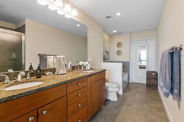 100 3rd Avenue S 1703, Minneapolis, MN 55401