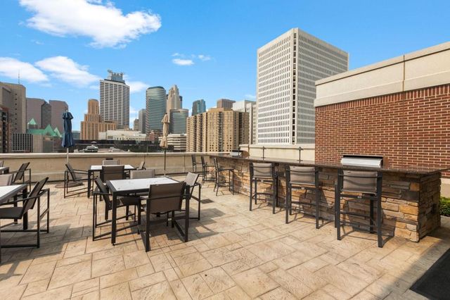 100 3rd Avenue S 1703, Minneapolis, MN 55401