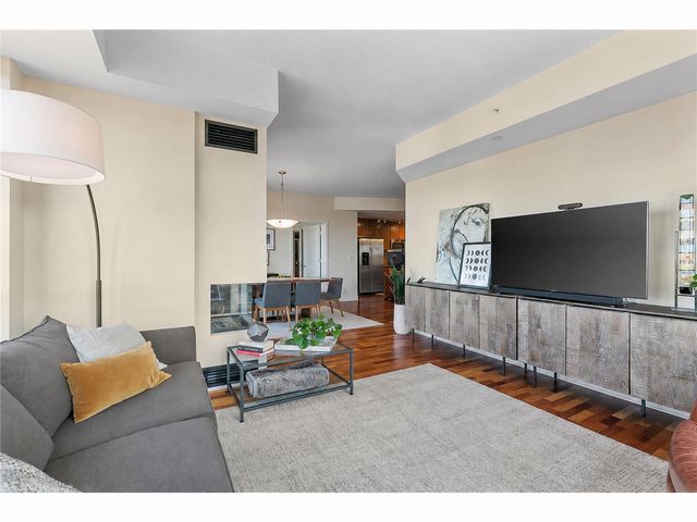 100 3rd Avenue S 1703, Minneapolis, MN 55401