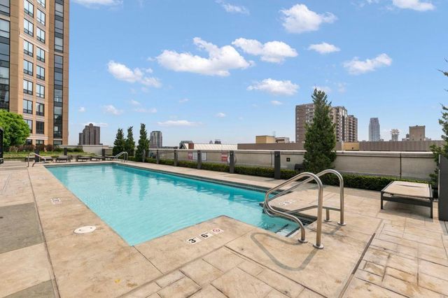 100 3rd Avenue S 1703, Minneapolis, MN 55401