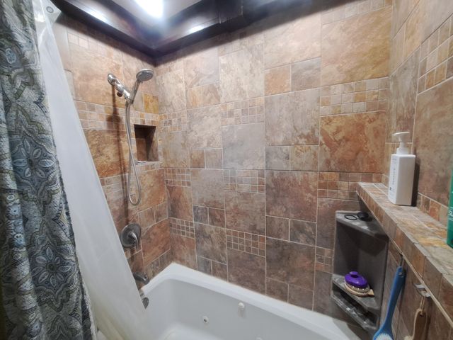 17723 Karen Drive, Neosho, MO 64850