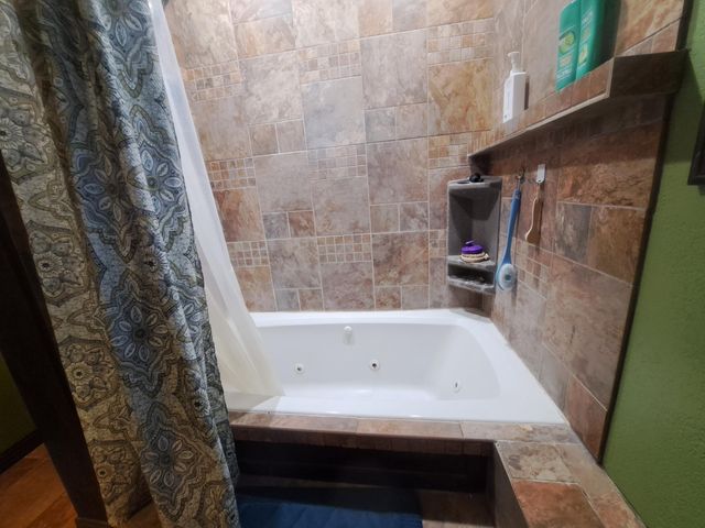 17723 Karen Drive, Neosho, MO 64850