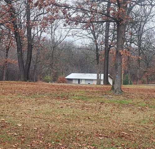 17723 Karen Drive, Neosho, MO 64850