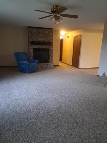 17723 Karen Drive, Neosho, MO 64850