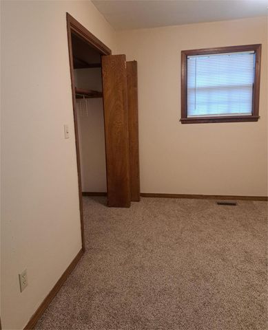 17723 Karen Drive, Neosho, MO 64850