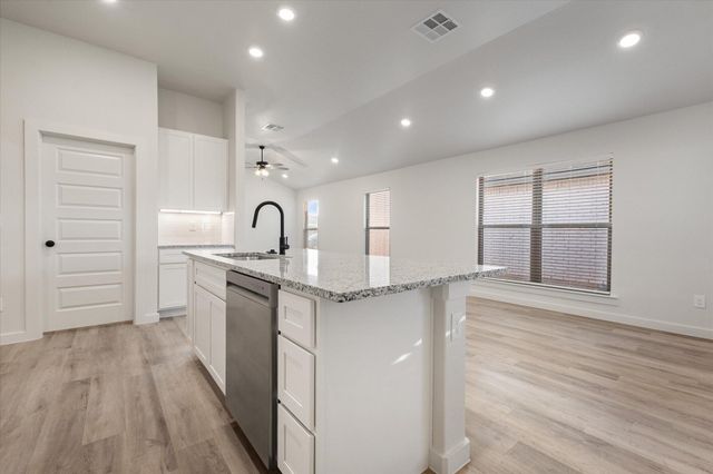 3024 138th Place, Lubbock, TX 79423