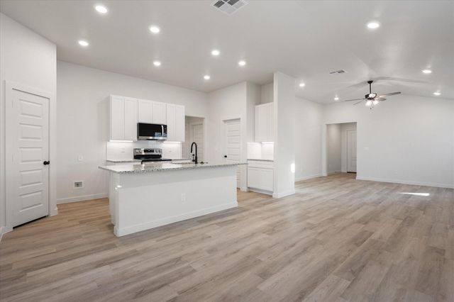 3024 138th Place, Lubbock, TX 79423