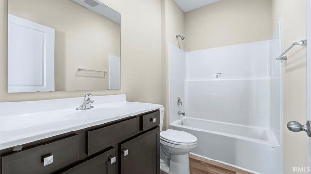 1217 Catesby Court, Fort Wayne, IN 46818