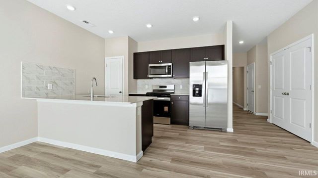 1217 Catesby Court, Fort Wayne, IN 46818