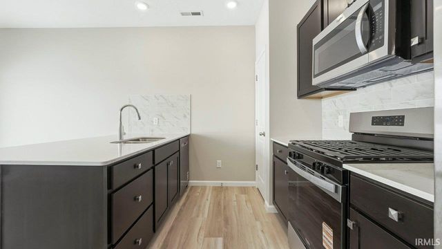 1217 Catesby Court, Fort Wayne, IN 46818