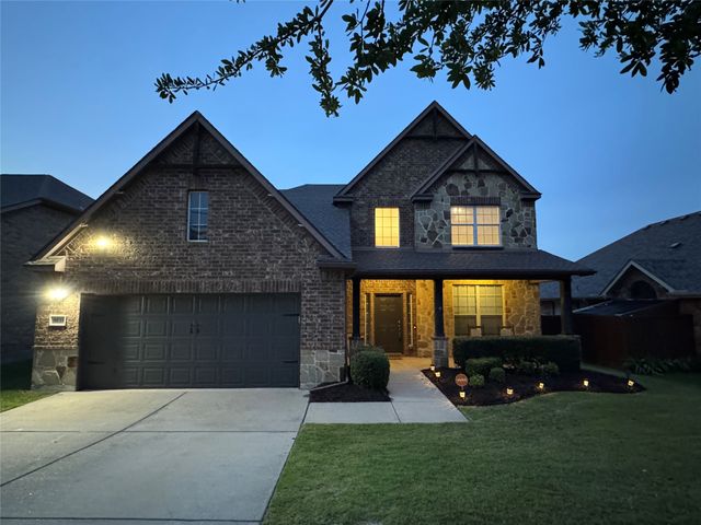 8133 Rock Elm Road, Fort Worth, TX 76131