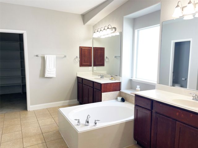 8133 Rock Elm Road, Fort Worth, TX 76131