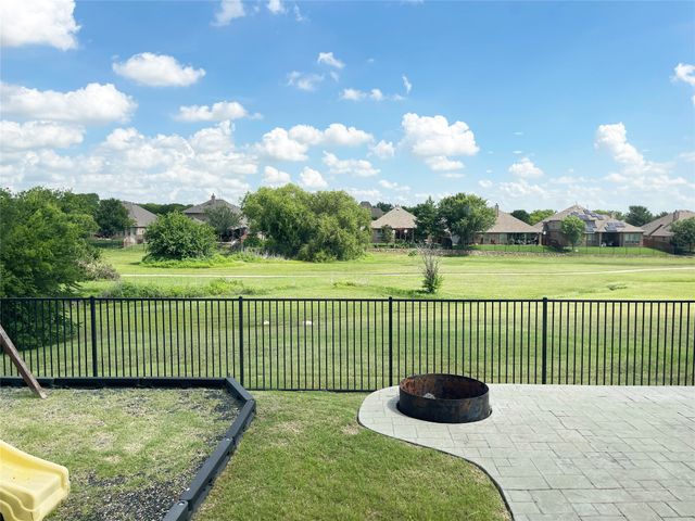 8133 Rock Elm Road, Fort Worth, TX 76131