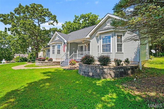 9618 E Vista Drive, Hillsboro, MO 63050