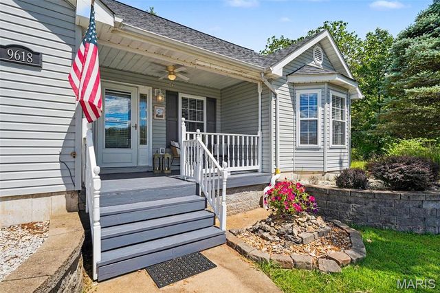 9618 E Vista Drive, Hillsboro, MO 63050