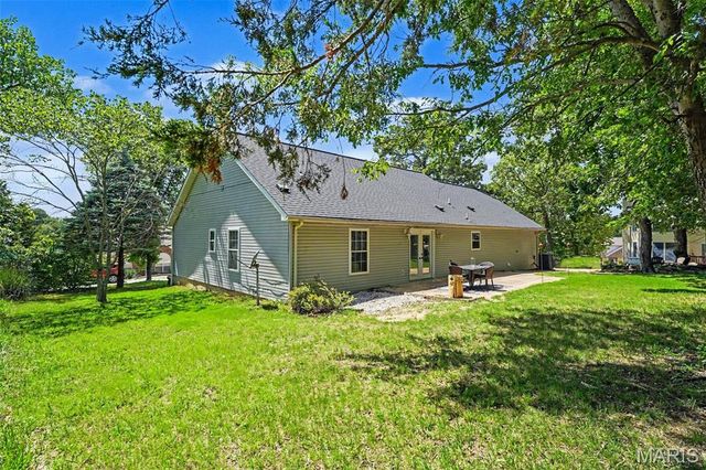 9618 E Vista Drive, Hillsboro, MO 63050