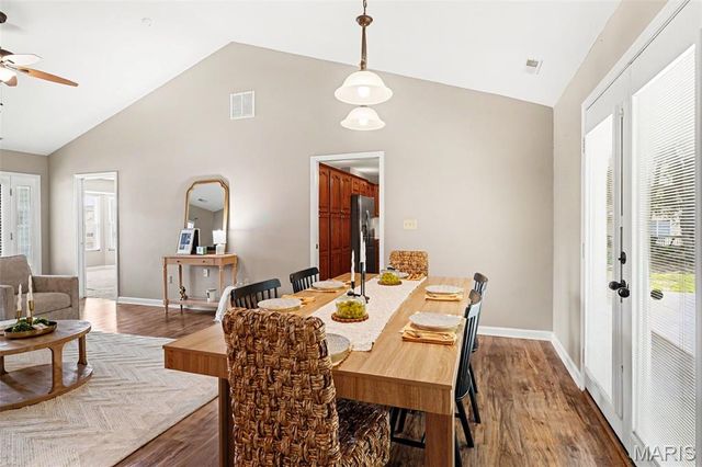 9618 E Vista Drive, Hillsboro, MO 63050