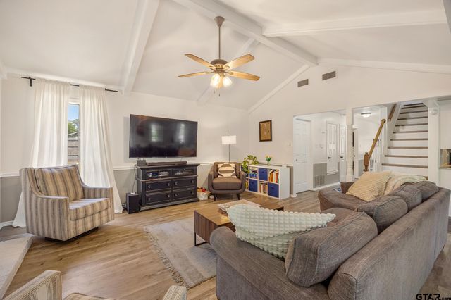 10887 Knollwood Dr, Tyler, TX 75703