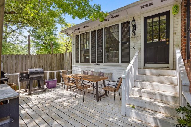 10887 Knollwood Dr, Tyler, TX 75703