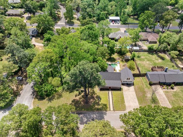 10887 Knollwood Dr, Tyler, TX 75703