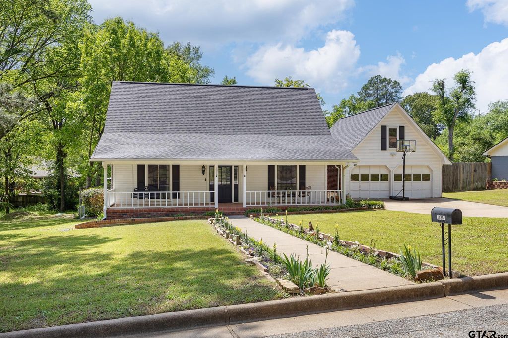 10887 Knollwood Dr, Tyler, TX 75703