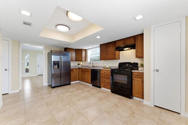 1110 Briarmead Drive, Richmond, TX 77406