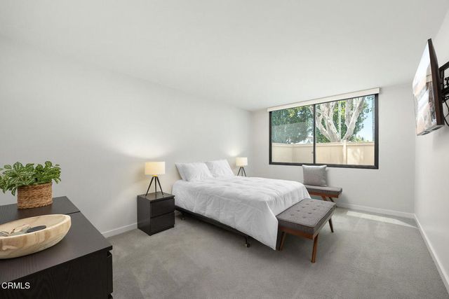 343 Pioneer Drive 101, Glendale, CA 91203