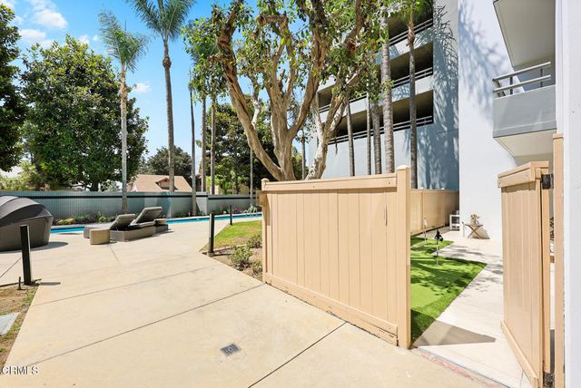 343 Pioneer Drive 101, Glendale, CA 91203
