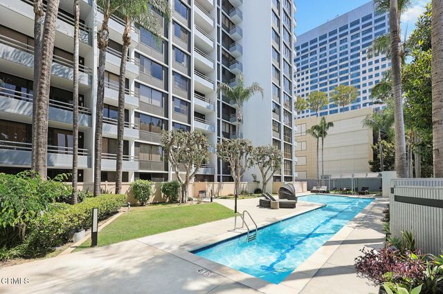 343 Pioneer Drive 101, Glendale, CA 91203