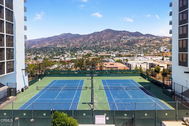 343 Pioneer Drive 101, Glendale, CA 91203