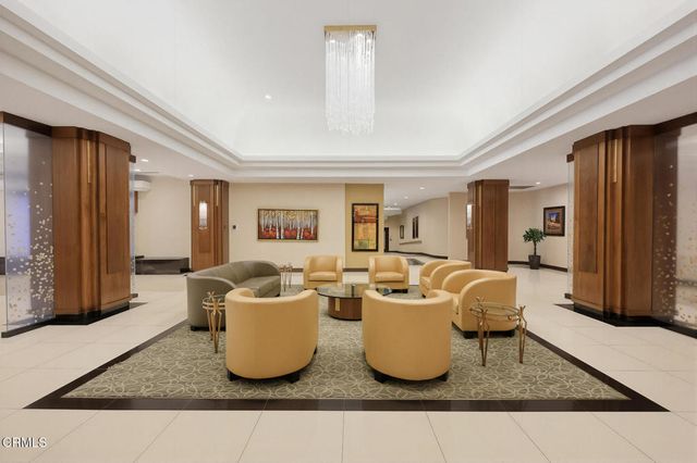 343 Pioneer Drive 101, Glendale, CA 91203