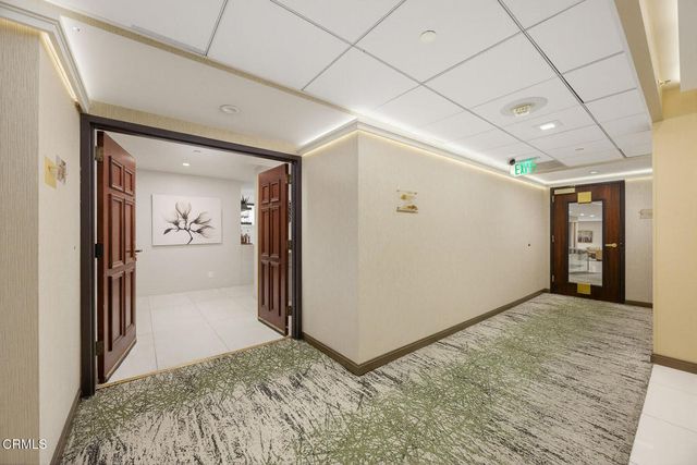 343 Pioneer Drive 101, Glendale, CA 91203