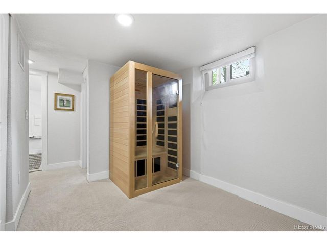 1220 Glencoe St, Denver, CO 80220