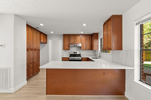 3131 Beaver Glen Drive, Houston, TX 77339