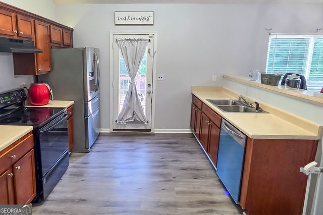 1016 Hamilton Drive, Locust Grove, GA 30248