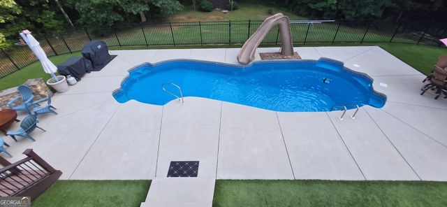 1016 Hamilton Drive, Locust Grove, GA 30248