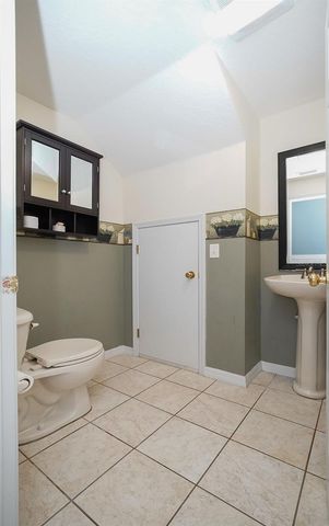 176 COQUINA BAY DR DRIVE, St Petersburg, FL 33705