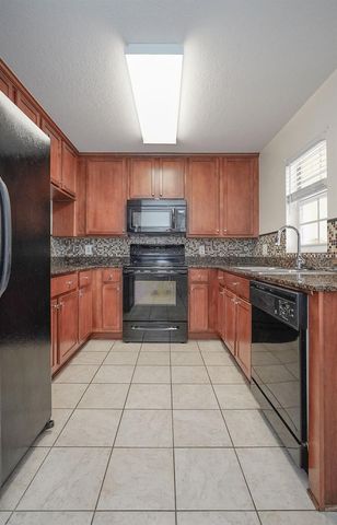 176 COQUINA BAY DR DRIVE, St Petersburg, FL 33705