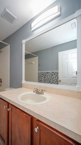 176 COQUINA BAY DR DRIVE, St Petersburg, FL 33705