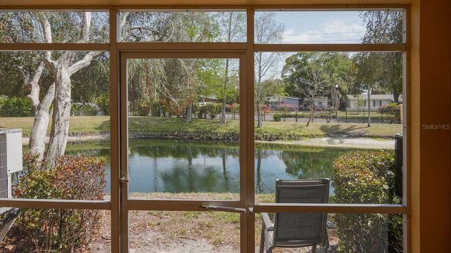 176 COQUINA BAY DR DRIVE, St Petersburg, FL 33705