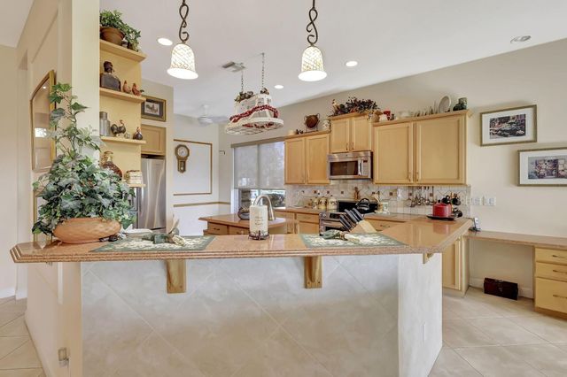 8929 First Tee Road, Port St Lucie, FL 34986