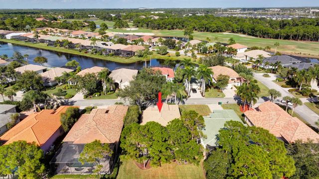 8929 First Tee Road, Port St Lucie, FL 34986