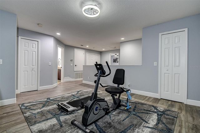 1426 HILLVIEW LANE, Tarpon Springs, FL 34689